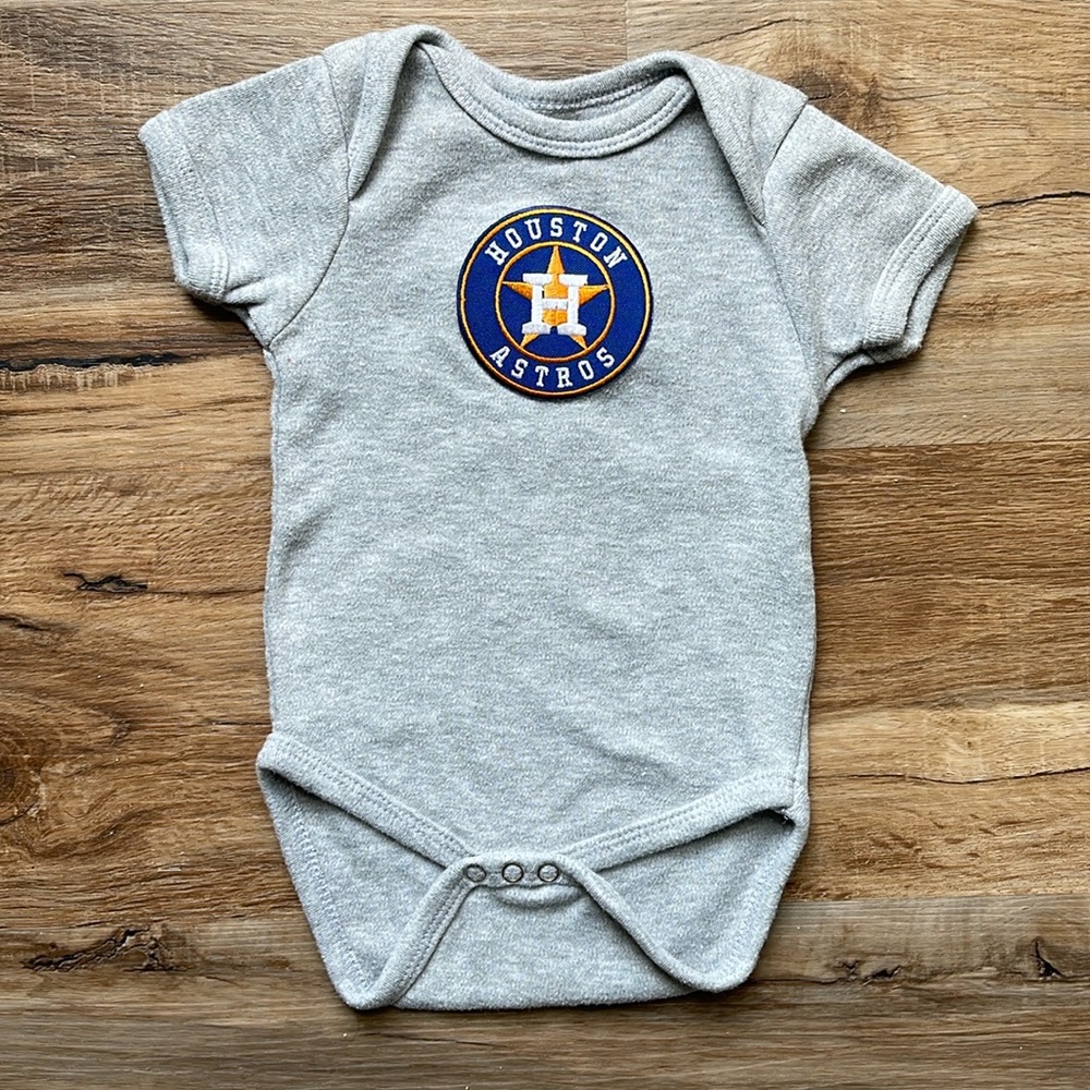 3-6M✨Houston Astros Onesie